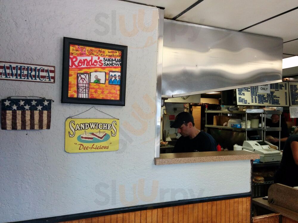 Rondo's Sub Shop