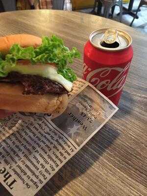 Juicy Smashed Burgers