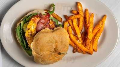 Victory Bar And Grill