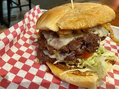 Mooyah Burgers, Fries & Shakes