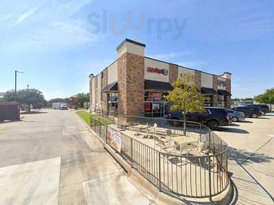 Mooyah Burgers, Fries & Shakes