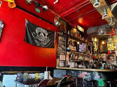 Santa Salsa Latin Alternative Bar With Venezuelan Street Food