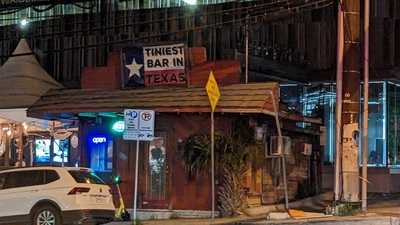 Tiniest Bar In Texas