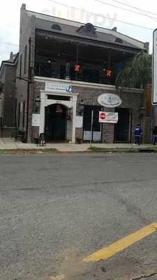 Robin's Wharf Uptown