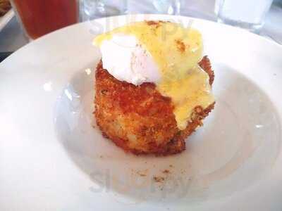 Cru By Chef Marlon Alexander