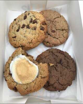 Nuha's Sinful Desserts