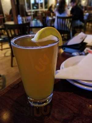 Brazwell's Premium Pub