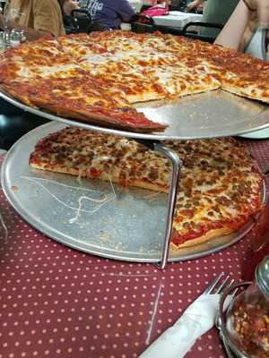 Benchwarmers Pizza & Subs