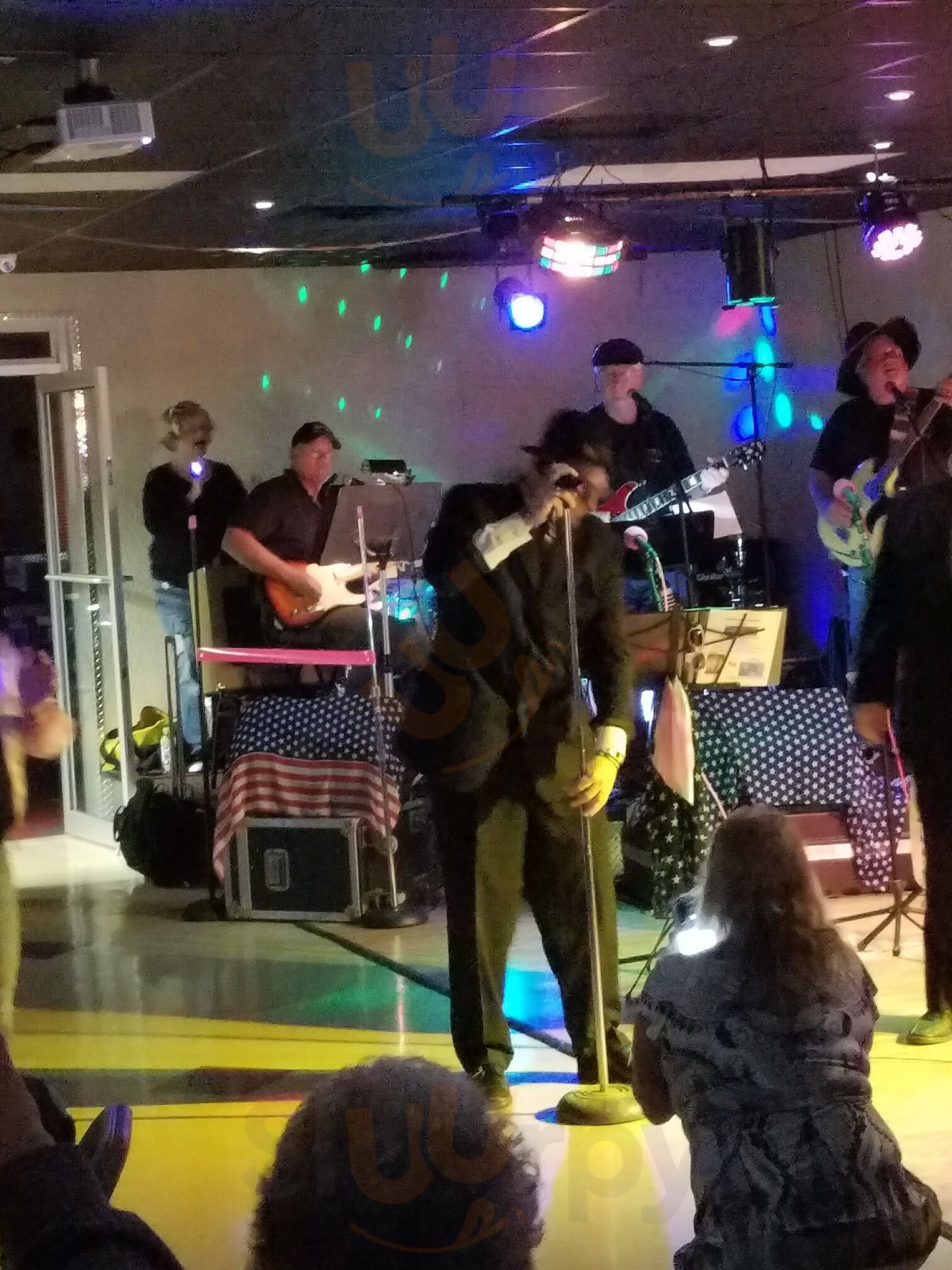 Benchwarmers Pizza & Subs