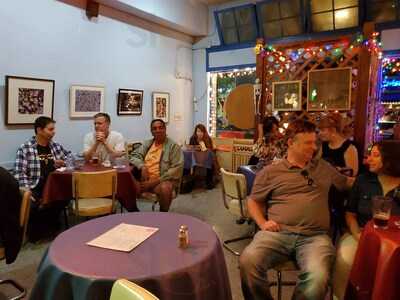 Luna's Cafe & Juice Bar