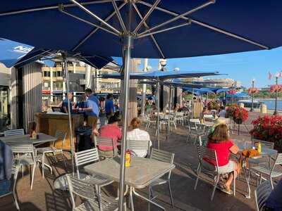 Nick's Riverside Grille