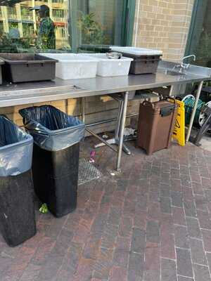 Nick's Riverside Grille