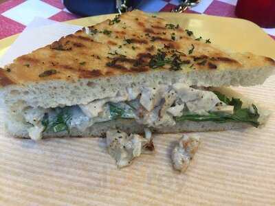 Luciano Family Pizzeria