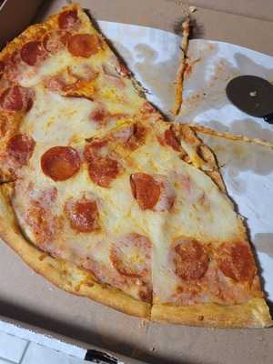 Luciano Family Pizzeria