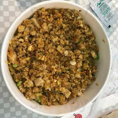 Gachi Sushi & Noodles