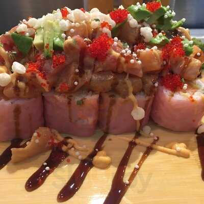 Gachi Sushi & Noodles