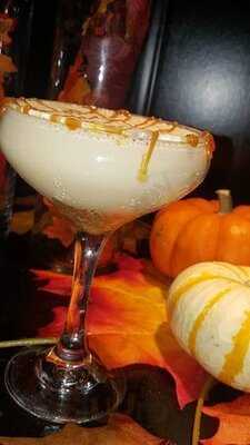 Battery Park Bar And Lounge