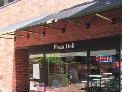 Plaza Deli