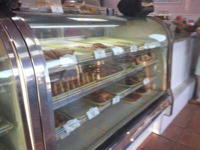 Moulin Rose Cake And Bakery Shop