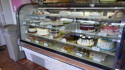 Moulin Rose Cake And Bakery Shop