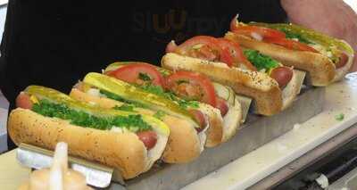 Windy City Beef N Dogs