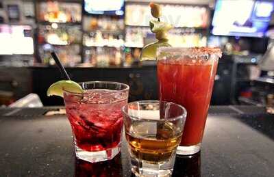 The District Pub & Kitchen