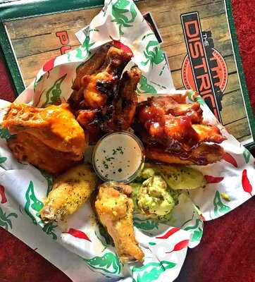 The District Pub & Kitchen