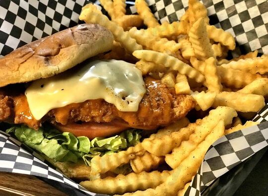 The District Pub & Kitchen