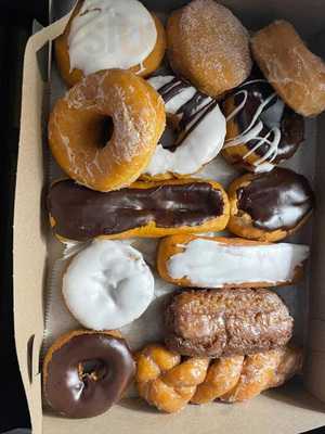 Eddie's Southtown Donuts