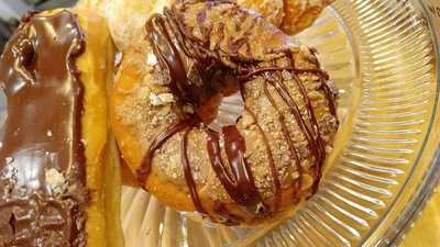 Eddie's Southtown Donuts