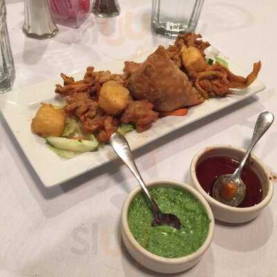 New Taj Mahal Indian Restaurant