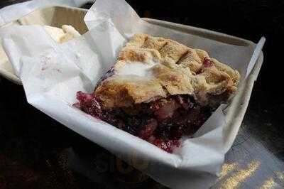 Dangerously Delicious Pies