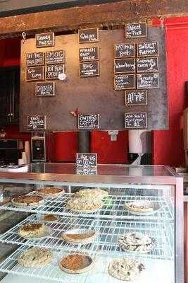 Dangerously Delicious Pies