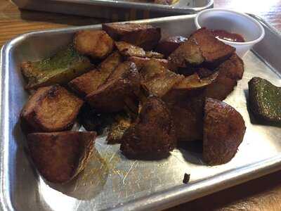 The Little Farmhouse Cafe