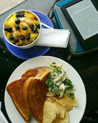 Cafe 20/20 Restaurant