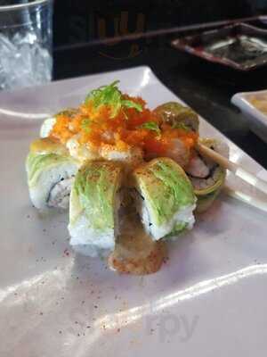 Fujiyama Sushi Bar & Grill