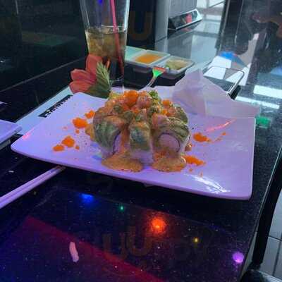 Fujiyama Sushi Bar & Grill