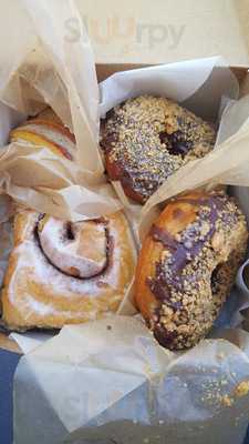 Oakwood Bakery And Sweet Shop