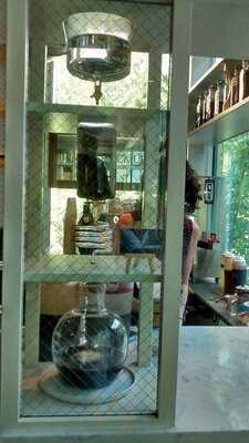 Plein Air Cafe & Eatery