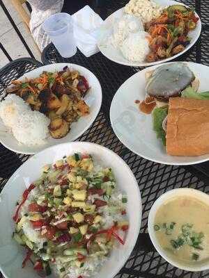 Chris' Ono Grinds Island Grill -north Park