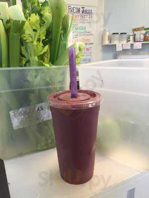 D'juice Fresh Juice & Smoothie Bar