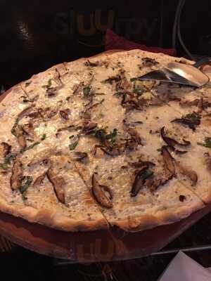 Smiths Restaurant & Bar