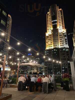 Streeterville Social