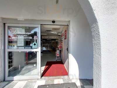 La Mexicana Bakery