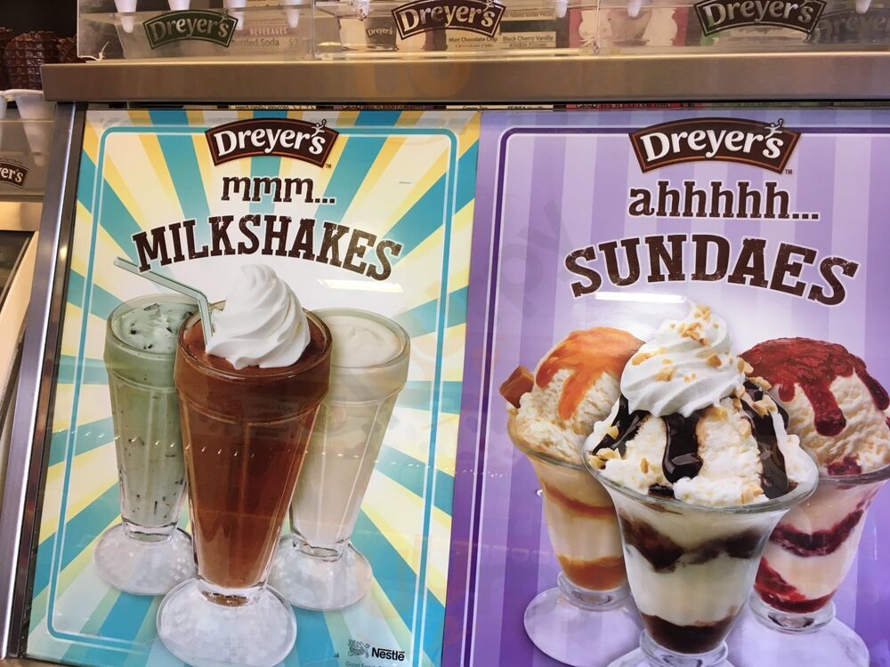 Pier 39 Dreyer's Grand Ice Cream Shop