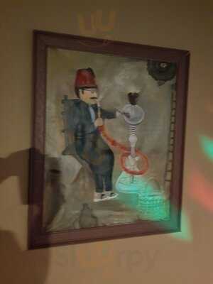 Alamodak Restaurant & Lounge