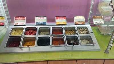 Menchie's Frozen Yogurt
