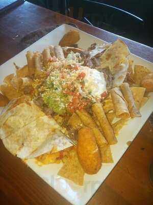 Bravo's Mexican Bistro & Cantena