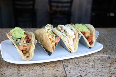 Bravo's Mexican Bistro & Cantena