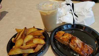 Mendelsohn's 18th Ave Kosher Pizza